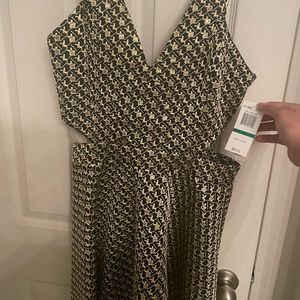 COPY - 🆕GB Sleeveless Cutout Dress